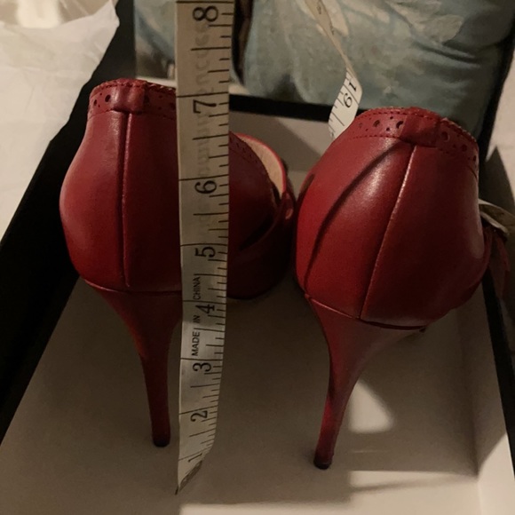 Authentic Red Gucci Dionysus pumps slightly worn - Picture 4 of 16